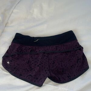 Lululemon shorts Size 6
